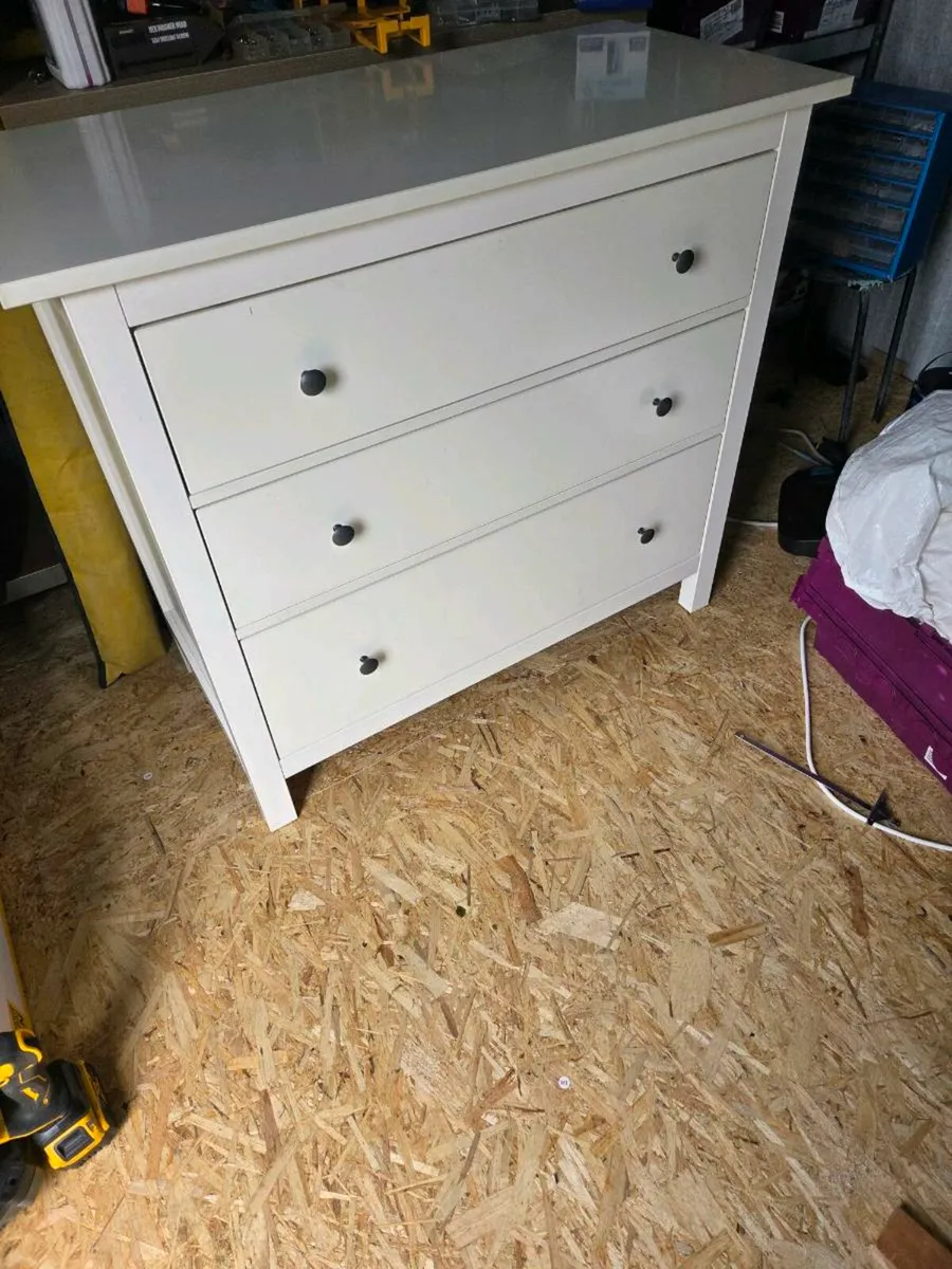 Chest of 3 drawers - Image 1