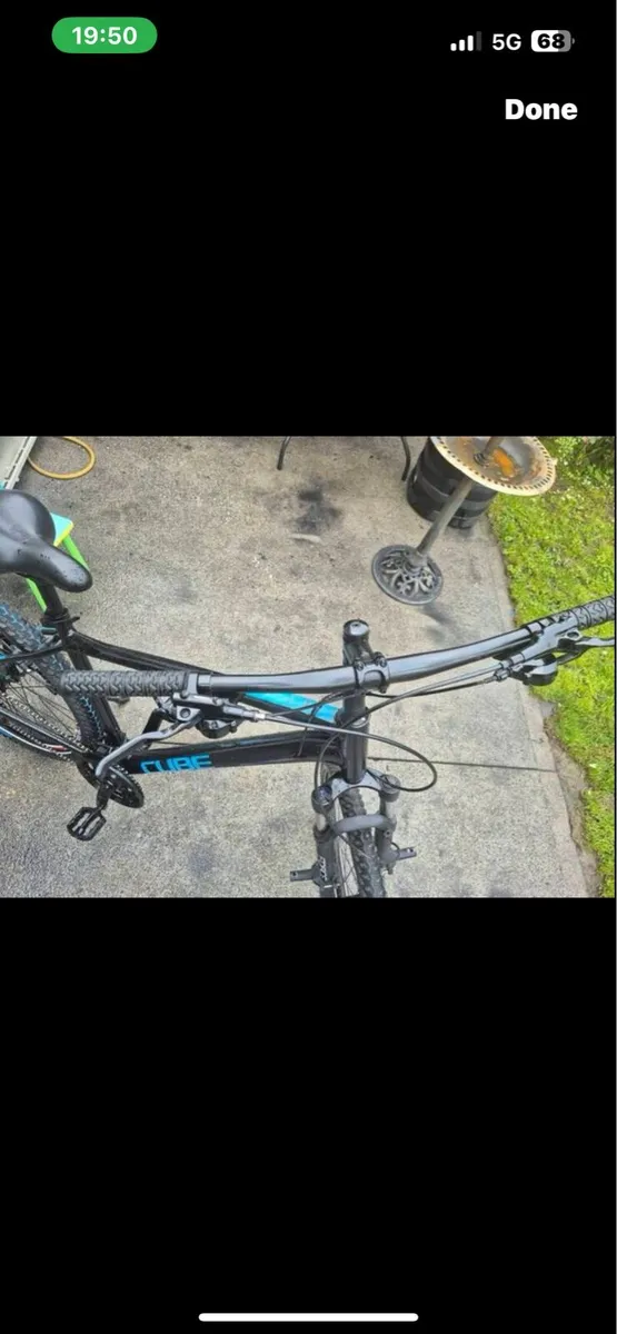 Adults Cube aim race bike . Frame size 22” - Image 4