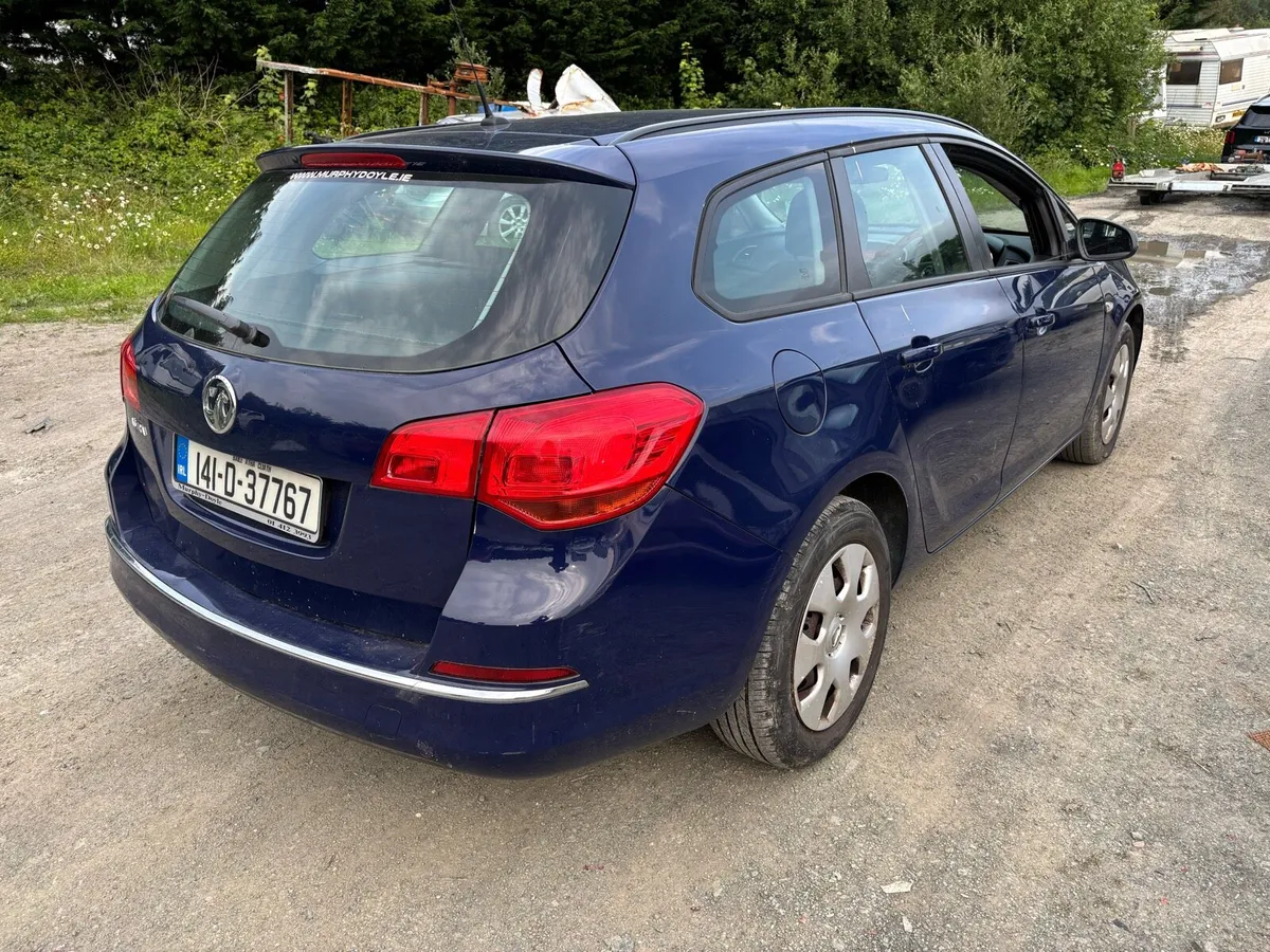141 opel Astra estate - Image 2