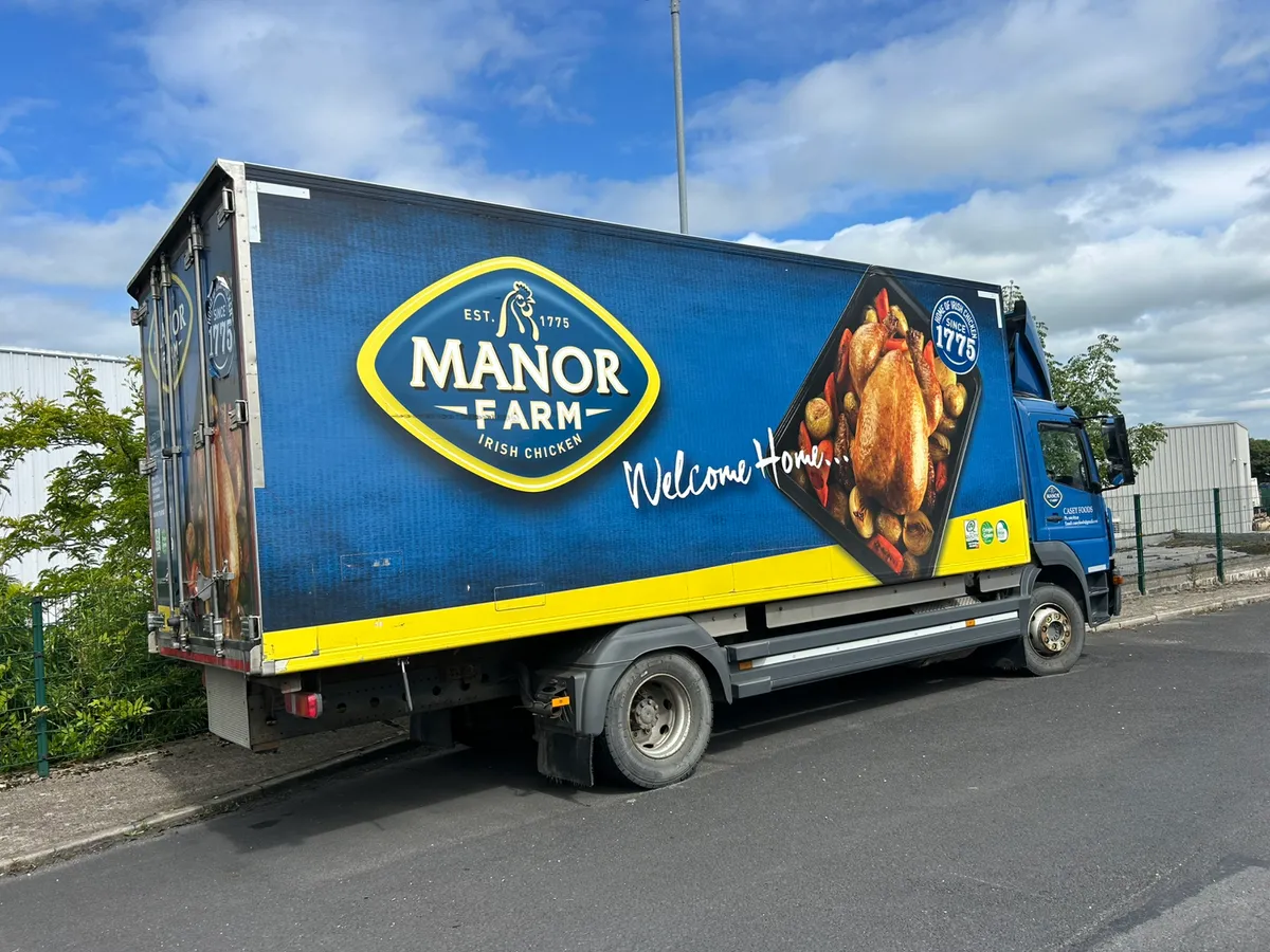 Mercedes Atego 15 ton manual - Image 3