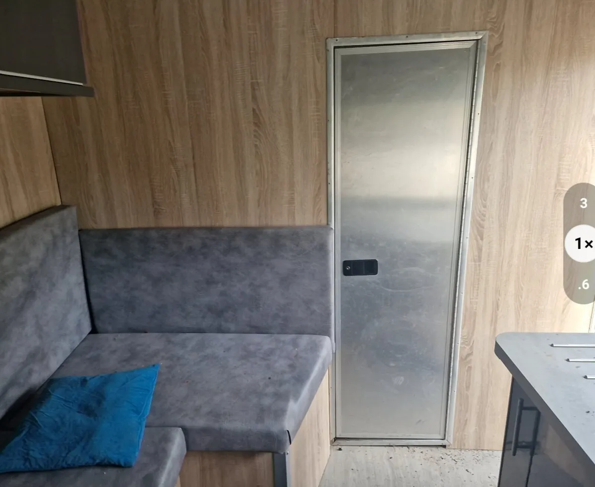 Iveco horse lorry camper - Image 4