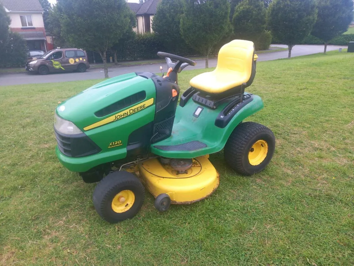 John deere ride on lawnmower - Image 3