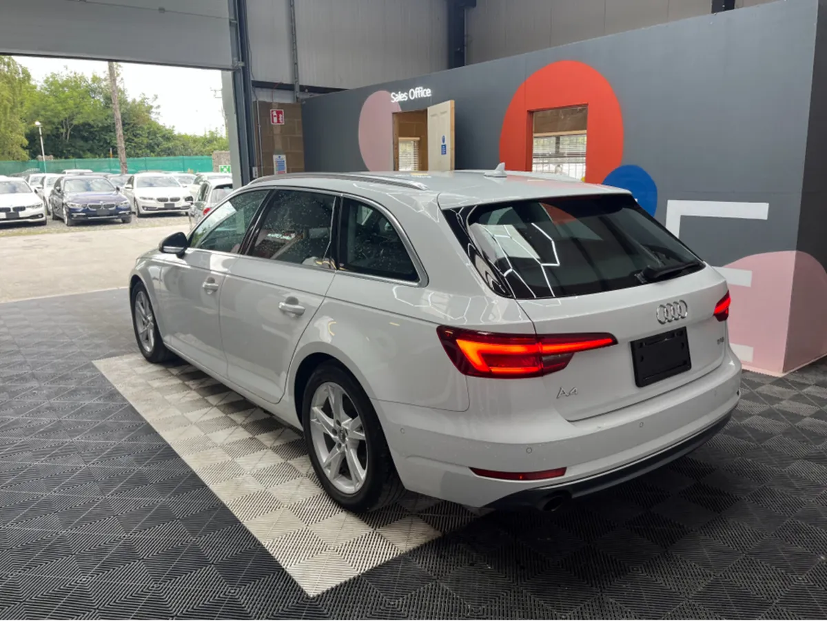 Audi A4 1.4 TFSI SPORT / 84k KMs / HEATED SEATS , - Image 4