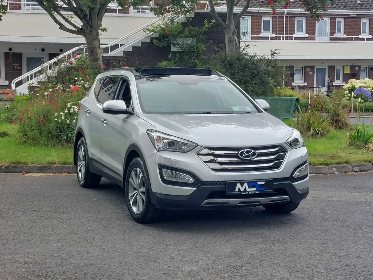 Hyundai Santa Fe Premium *HIGH SPEC* 2016 - Image 2