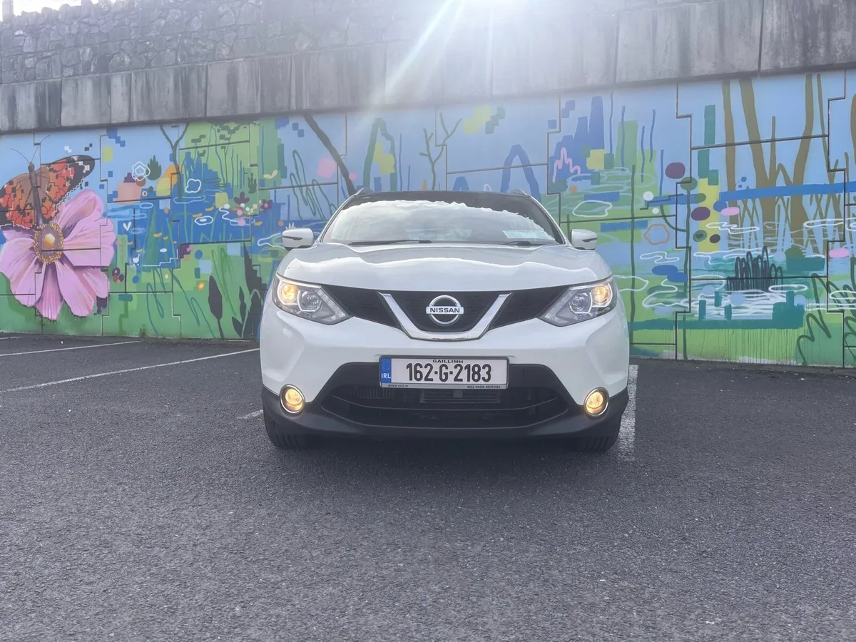 NISSAN QASHQAI AUTOMATIC / 1.2 - Image 2