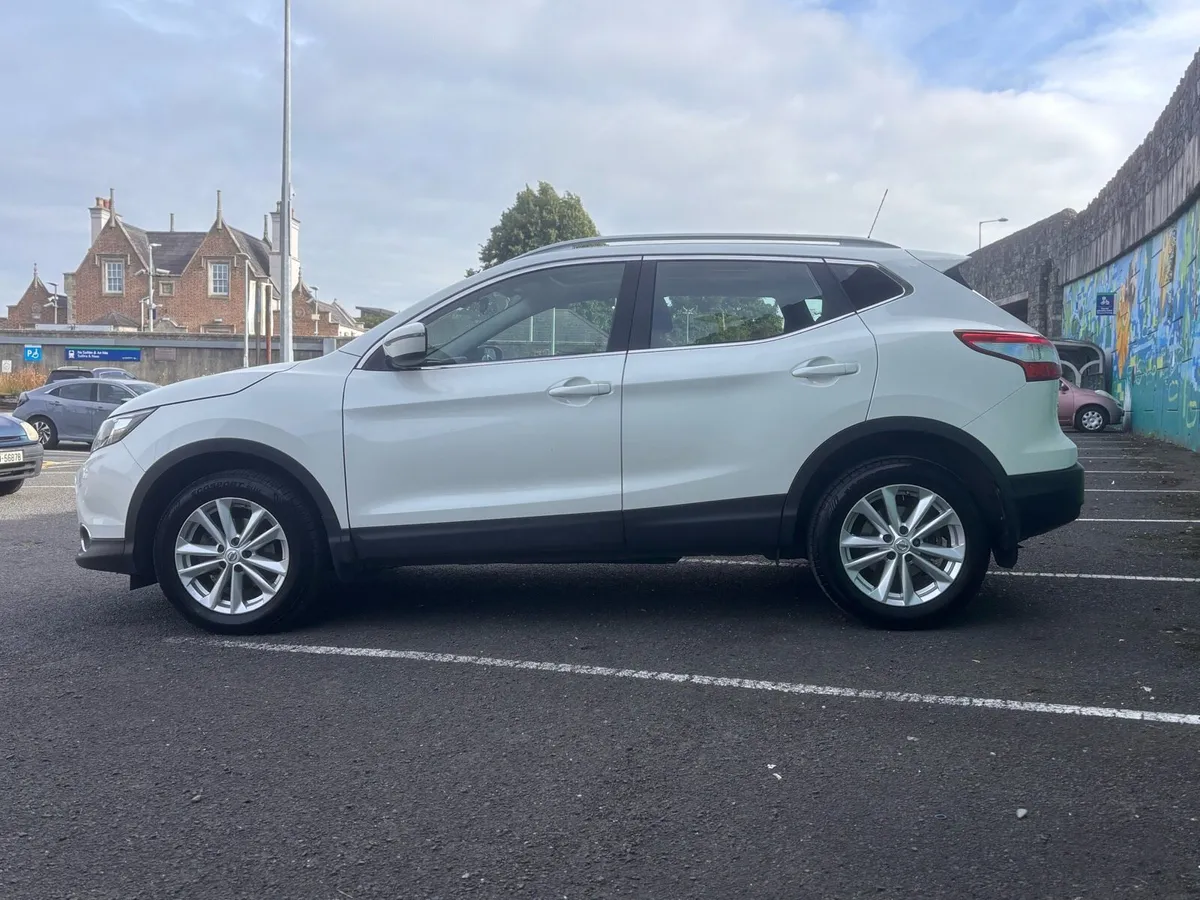 NISSAN QASHQAI AUTOMATIC / 1.2 - Image 4