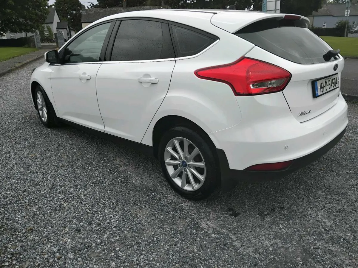 2015 Ford focus 1.0 litre - Image 2