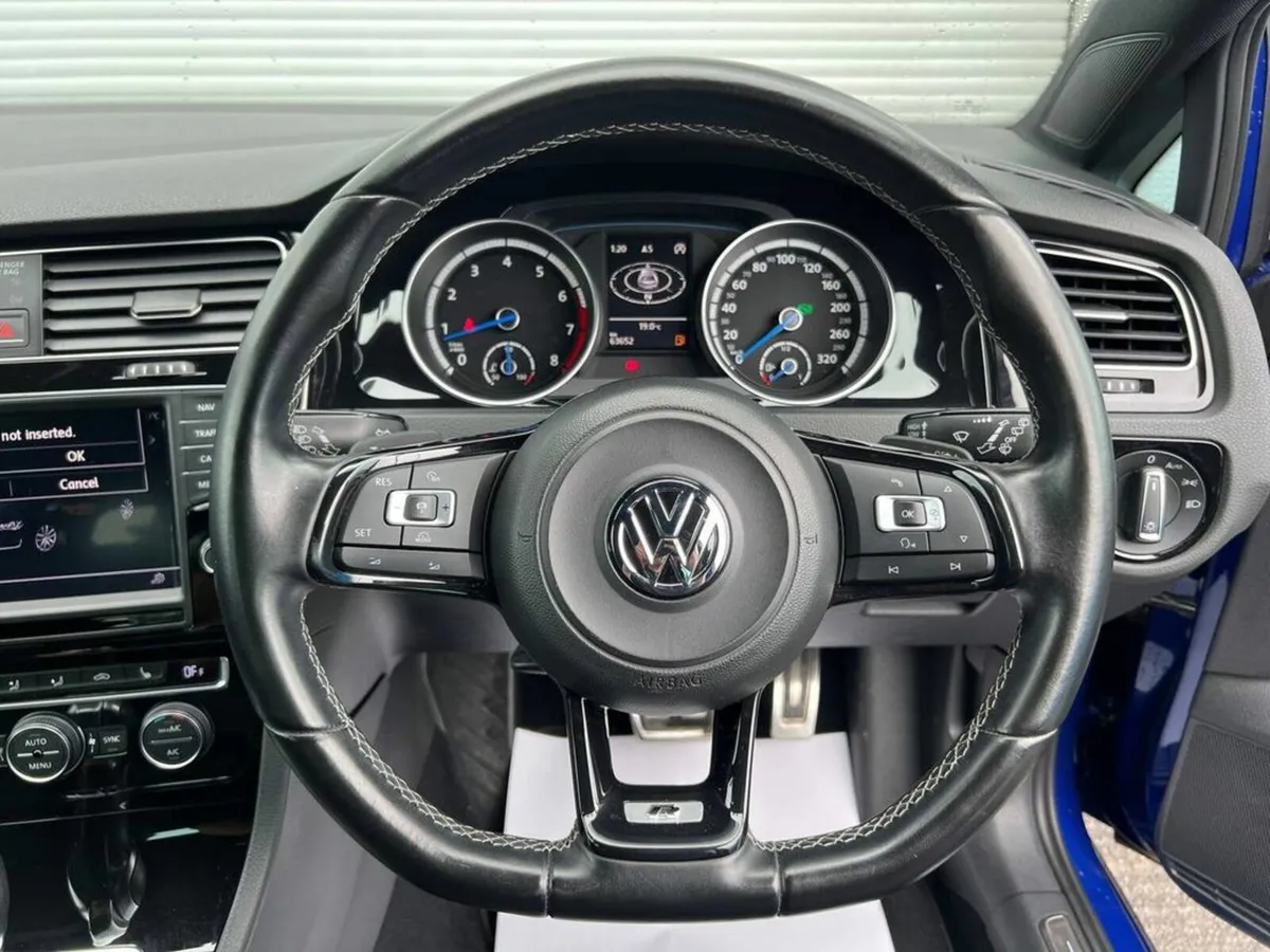 Volkswagen Golf R 4MOTION 2.0 TSI AUTO // 18" CADI - Image 4