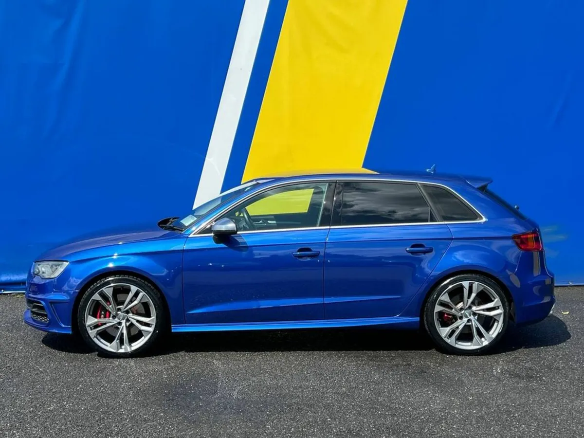 Audi S3 QUATTRO 2.0 TFSI AUTO // NEW 19" RS3 ALLOY - Image 3