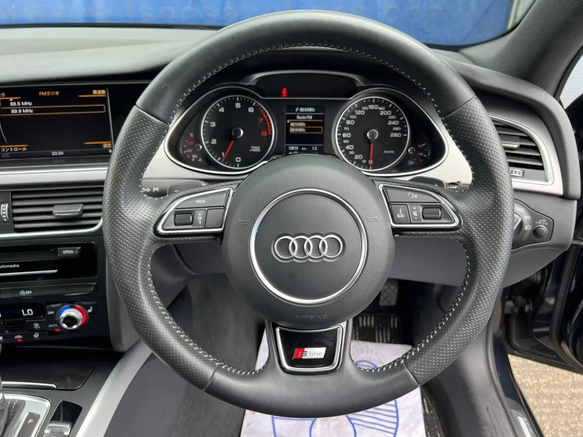 Audi A4 S-LINE 2.0 TFSI AUTO // VERY LOW MILEAGE / - Image 4