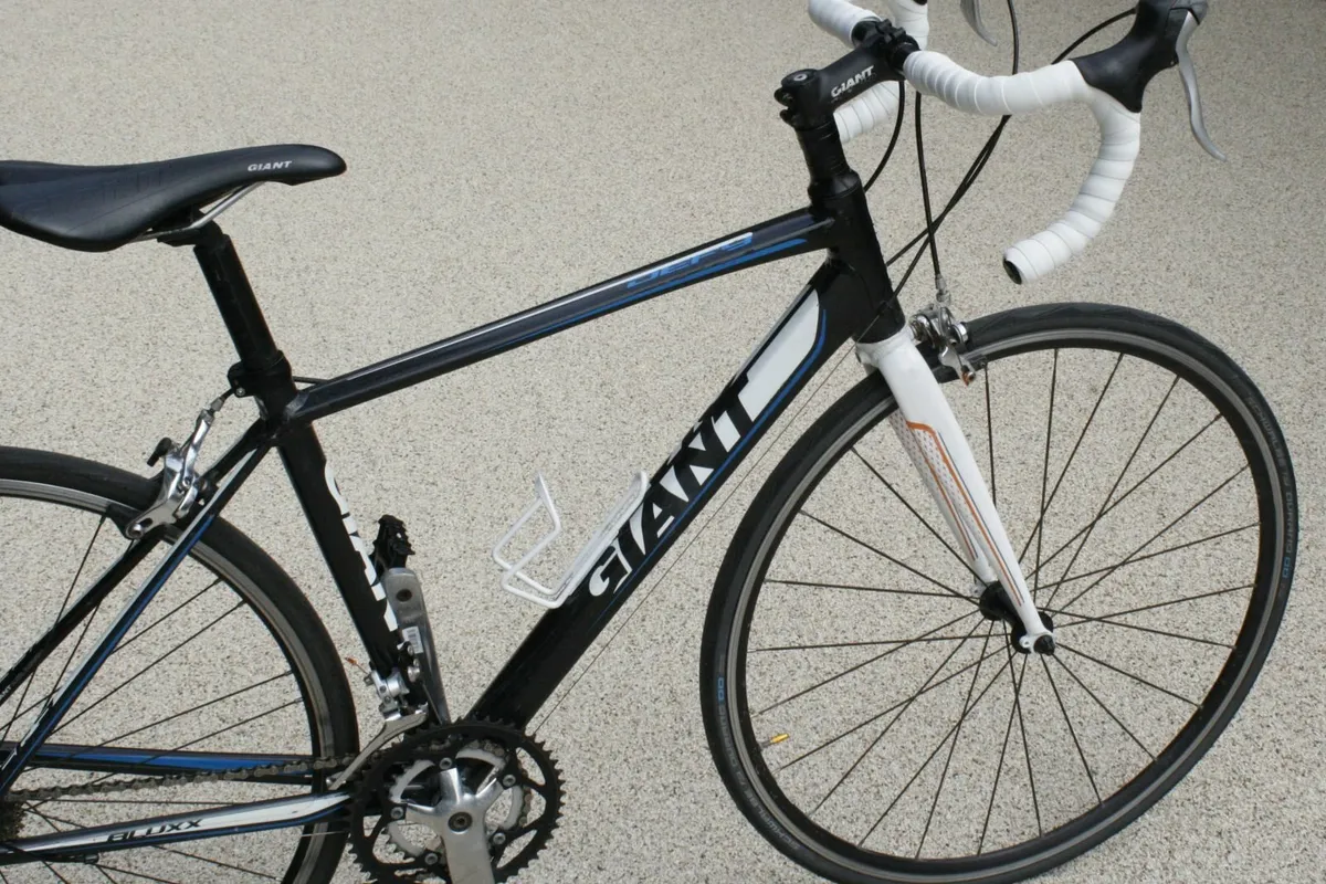 Giant Defy Road Bike - Small - Image 2