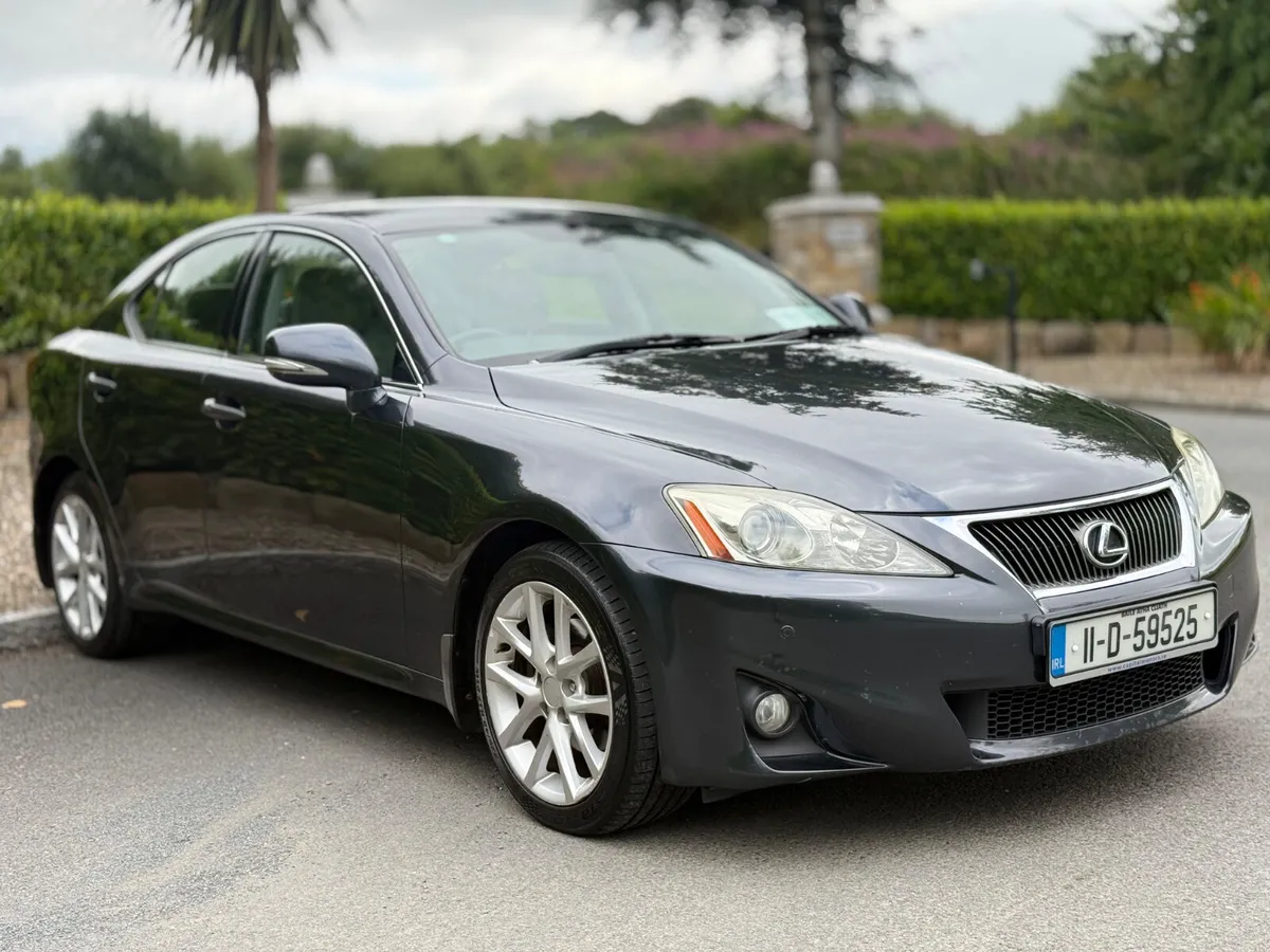 Lexus IS 2011 - Image 3