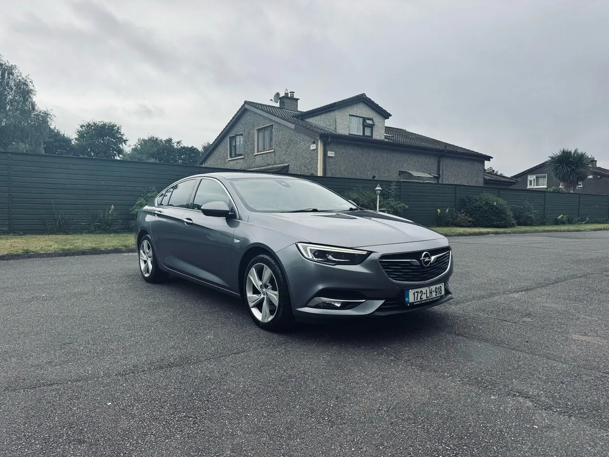 Opel Insignia Sport Elite 2.0d 170bhp - Image 2