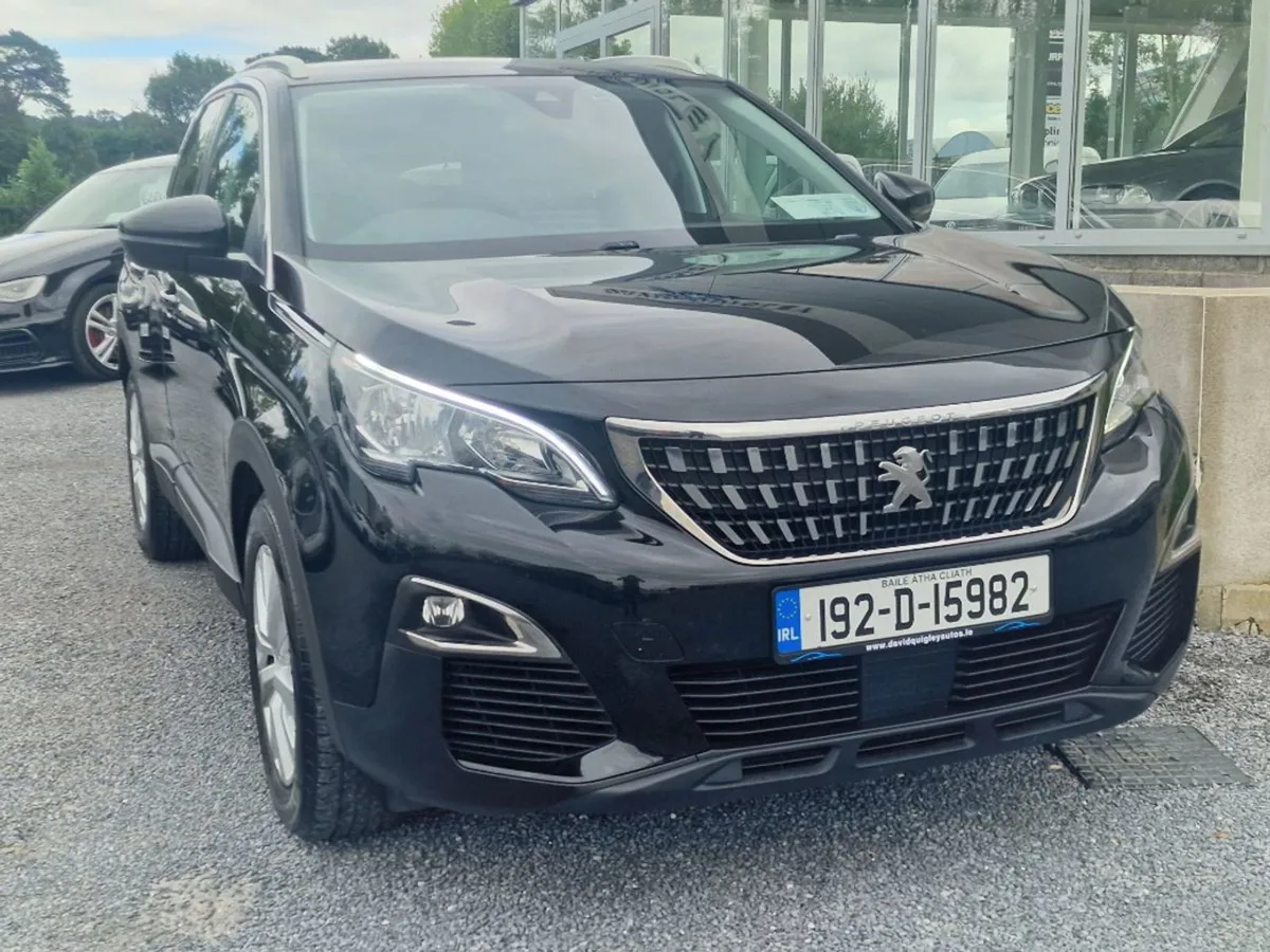 Peugeot 3008 Active 1.5 Blue HDI 130 Auto - Image 2