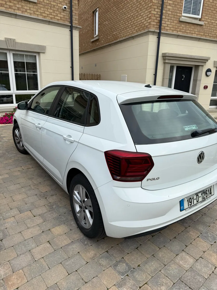 Volkswagen Polo 1.0 petrol - New Model - Image 3