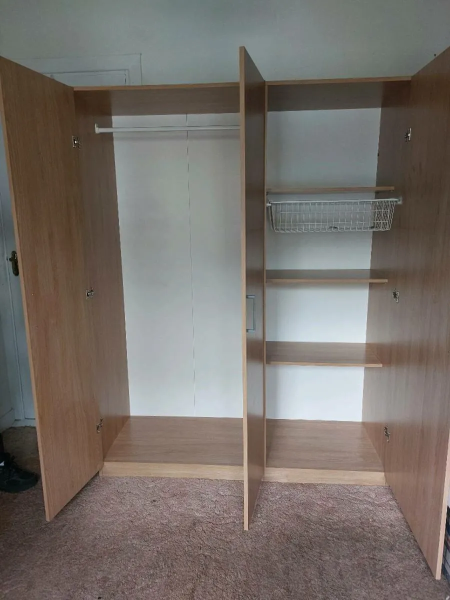 Wardrobe ikea - Image 2