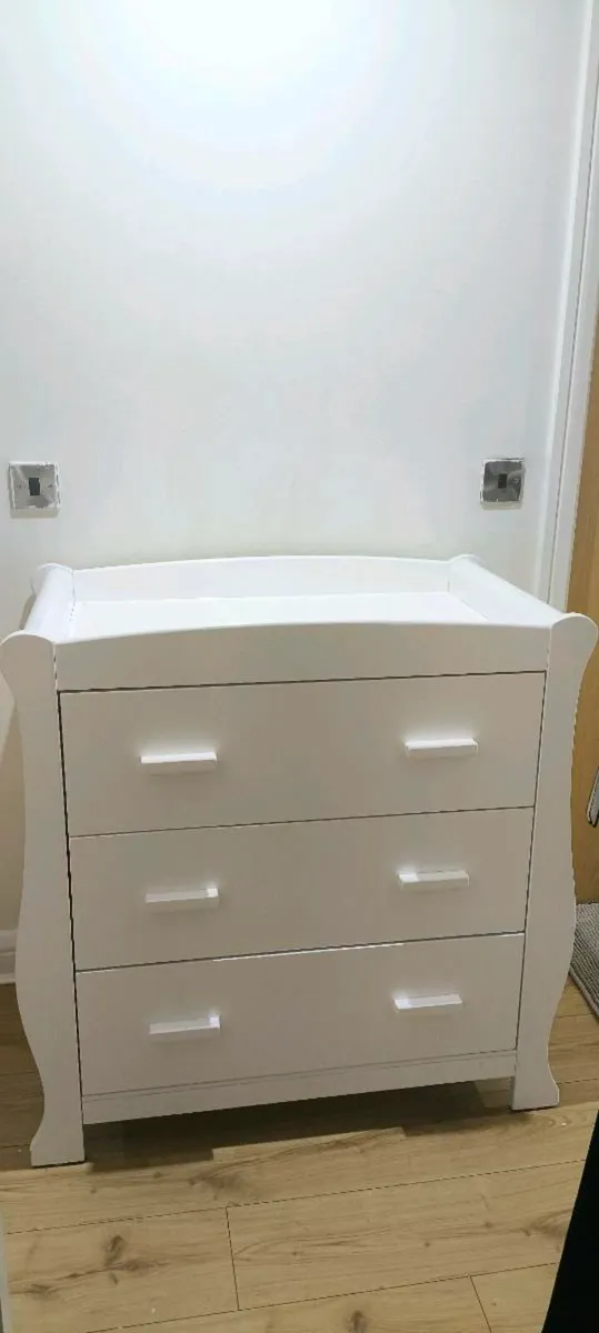changing table chest of drawers - Image 3