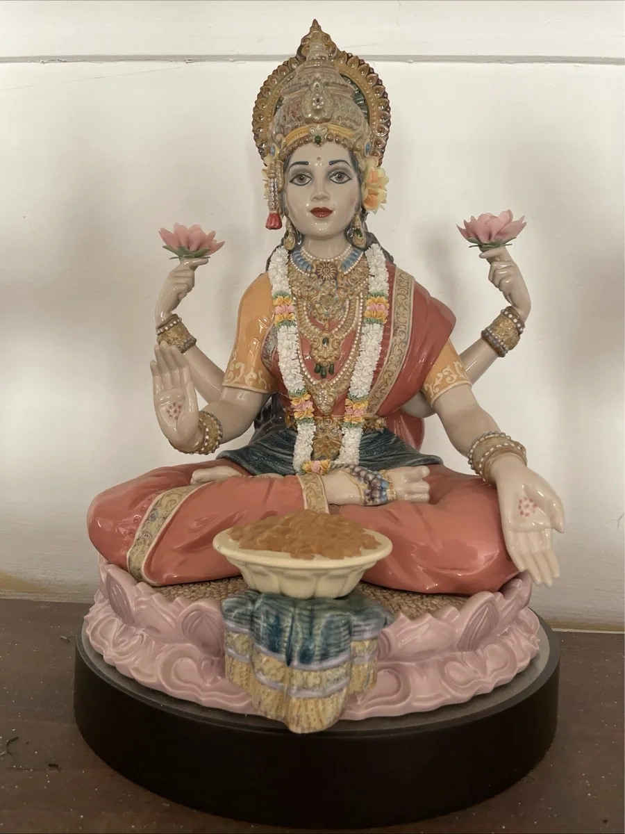 Lladro porcelain - Image 1