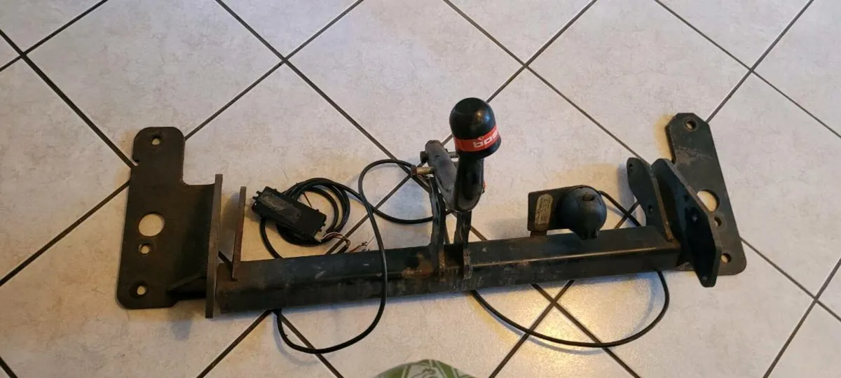 2013-2017 Corrola Tow-Bar