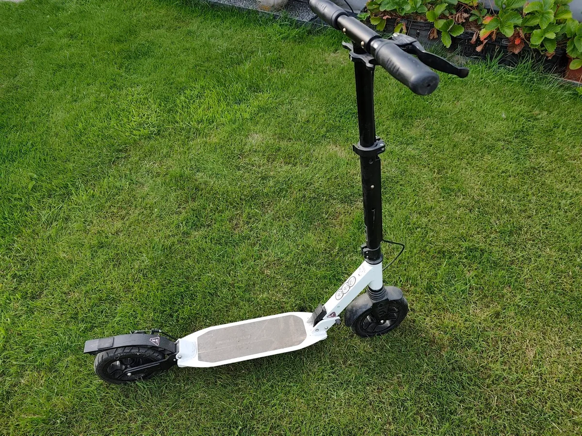 Scooter - Image 1