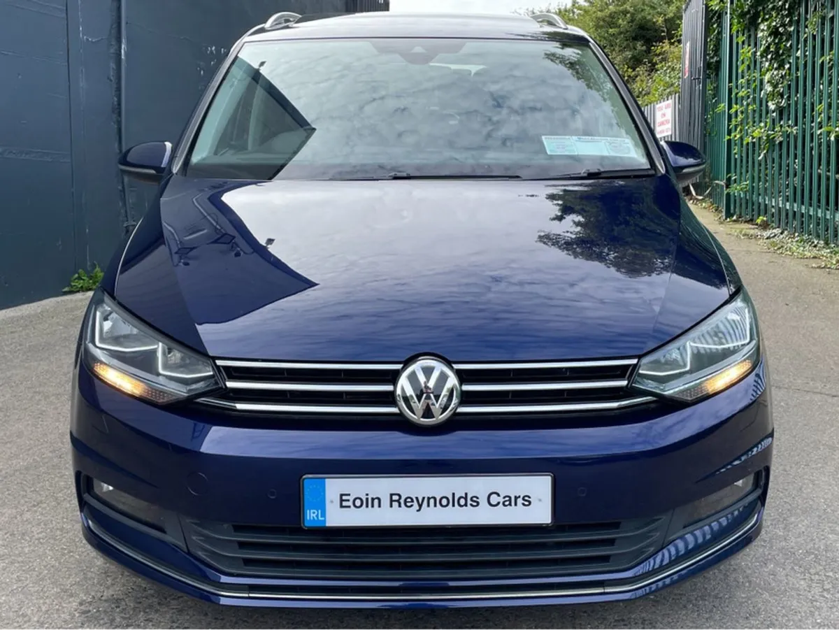 Volkswagen Touran Highline 1.2 TSI 110 7 Seat TOP - Image 2