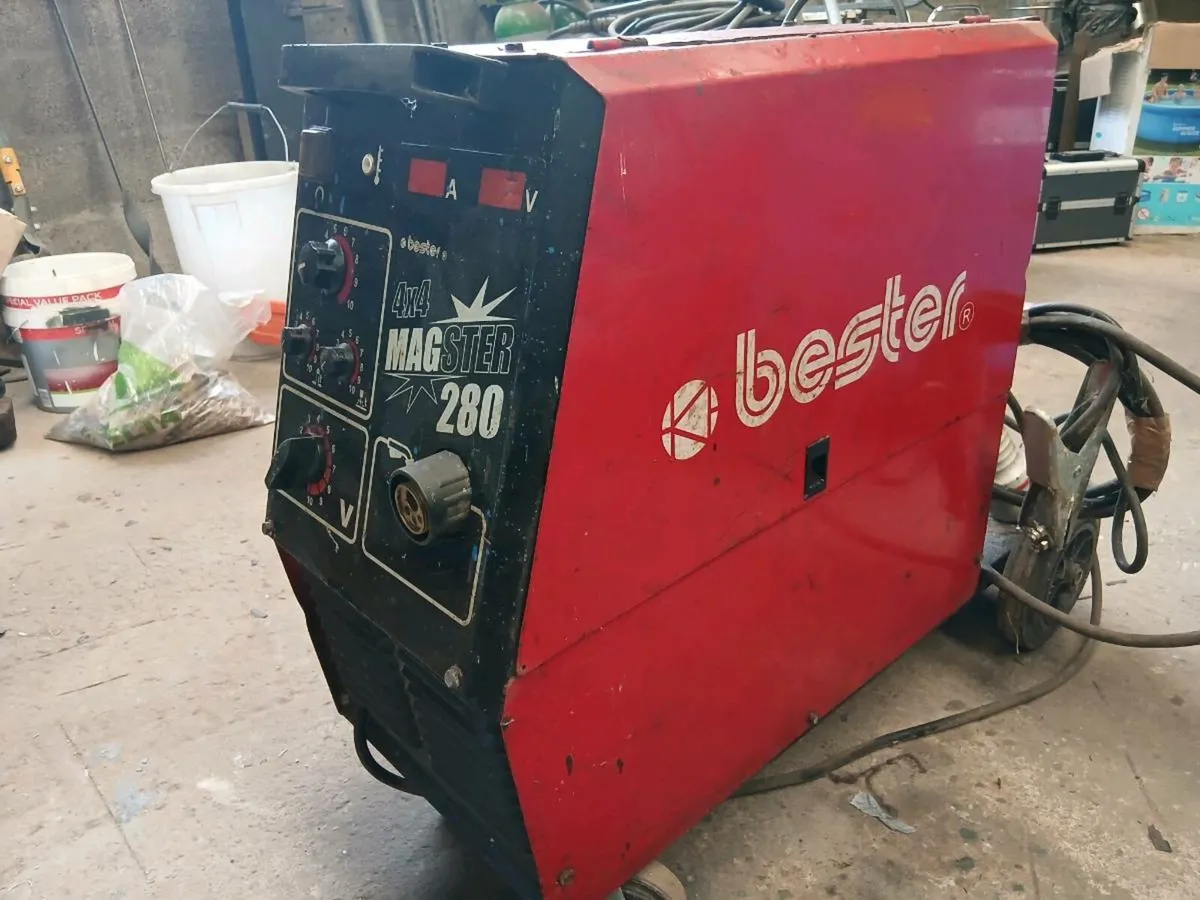 Lincoln Bester Mig Welder - Image 1