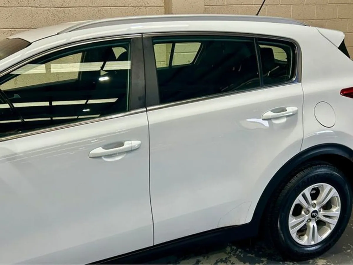 Kia Sportage LX 5DR - Image 3