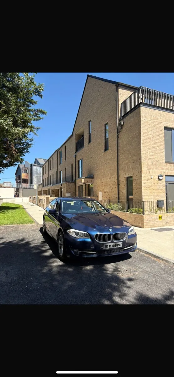 BMW 5-Series 2012 - Image 1