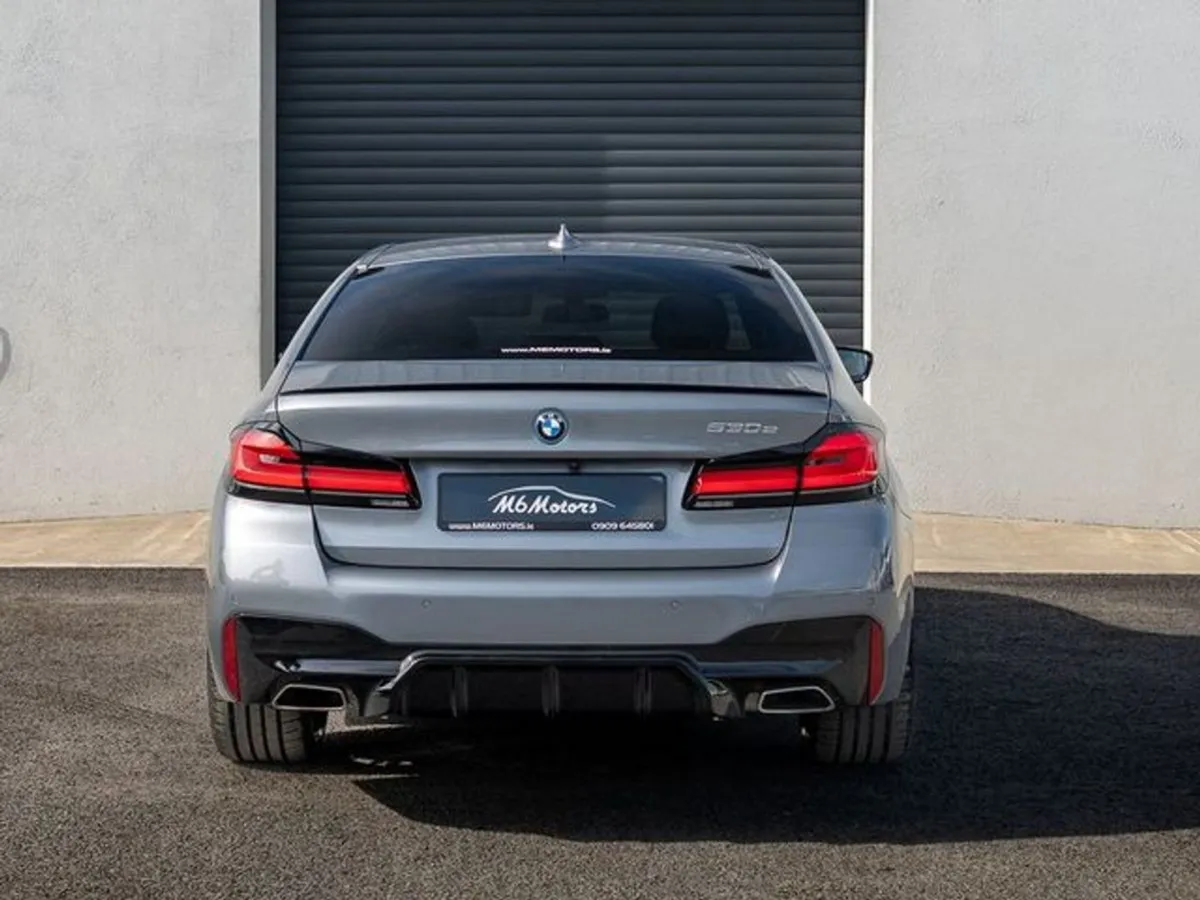 BMW 5 Series 530E M Sport - Image 3