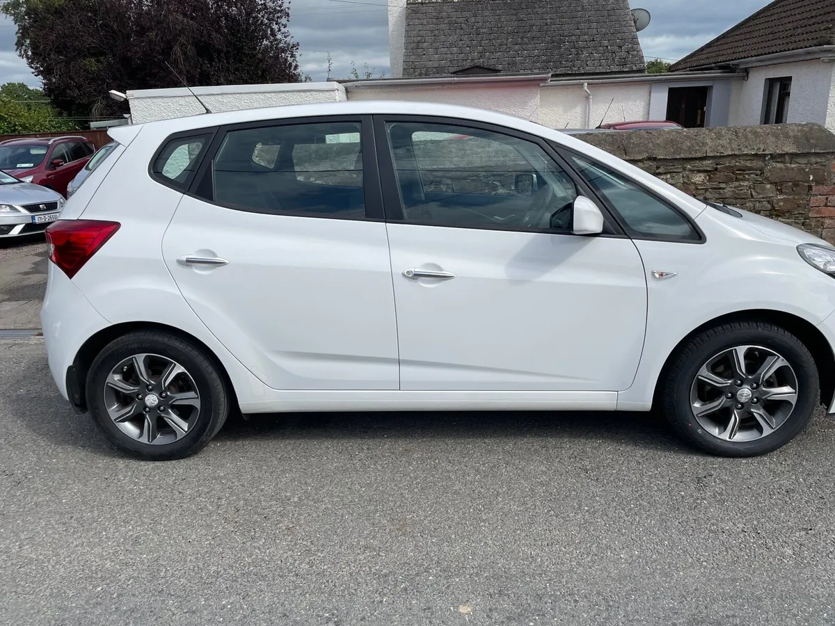 Hyundai ix20 Deluxe 1.4 Diesel 2018 - Image 2