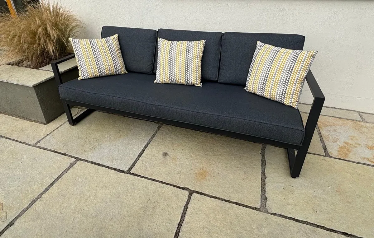 Patio Furniture Set - Image 3