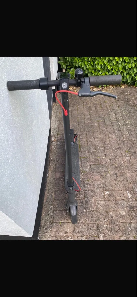 Electric scooter - Image 3