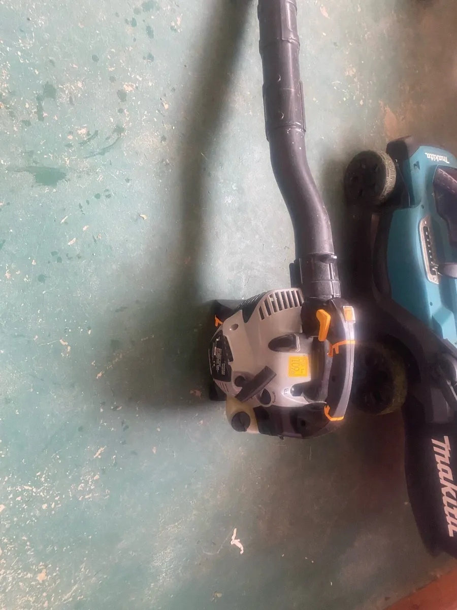 Leaf Blower Petrol - Image 3