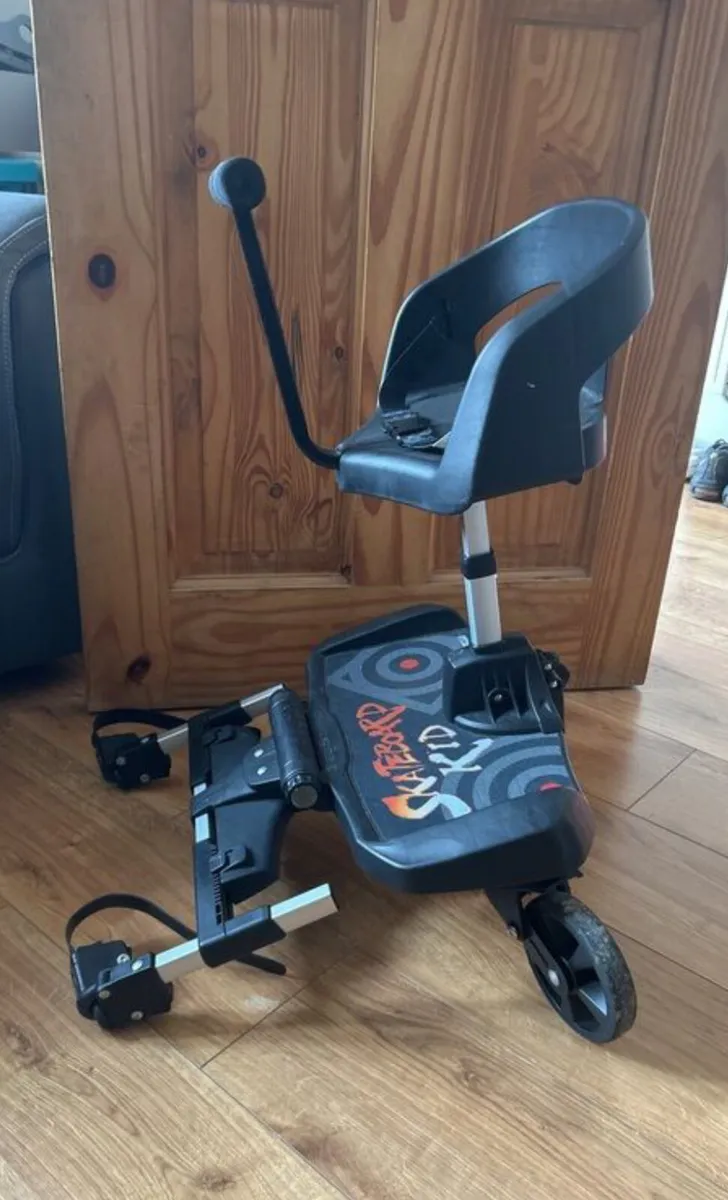 Buggy board with seat - Image 2
