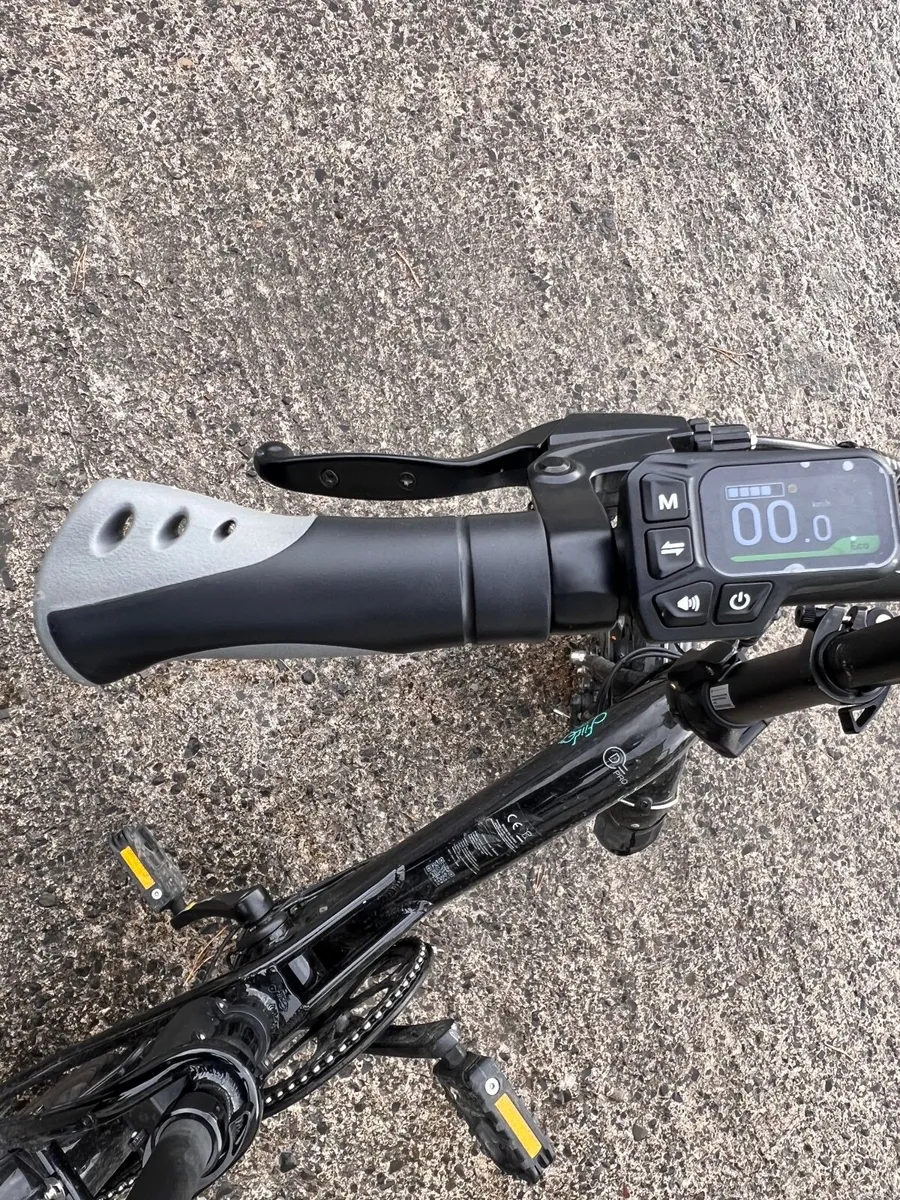 Electric bike - Image 2