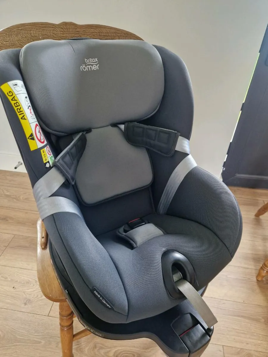 Britax Romer Dualfix x2 - Image 2
