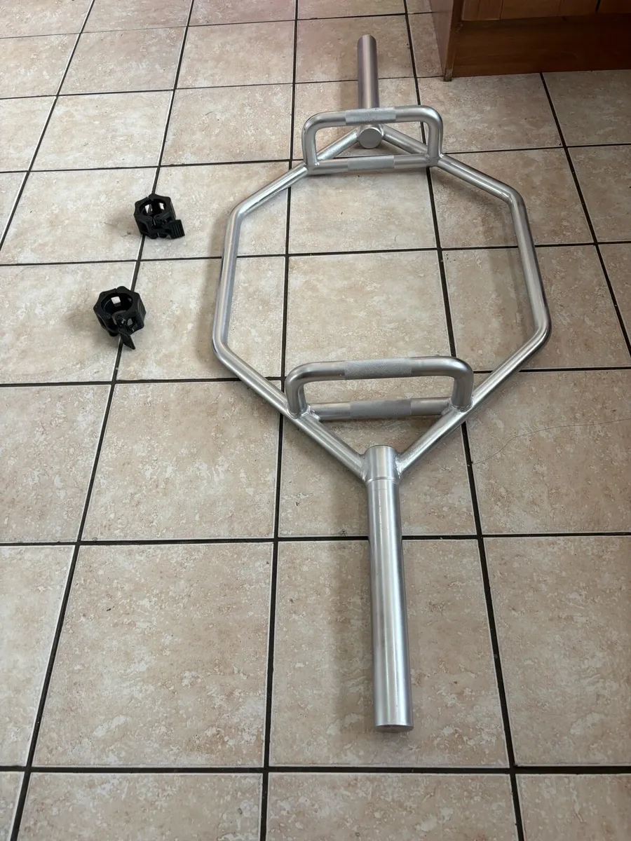 OLYMPIC HEX 20KG SHRUG DEADLIFT BAR AND COLLARS - Image 2