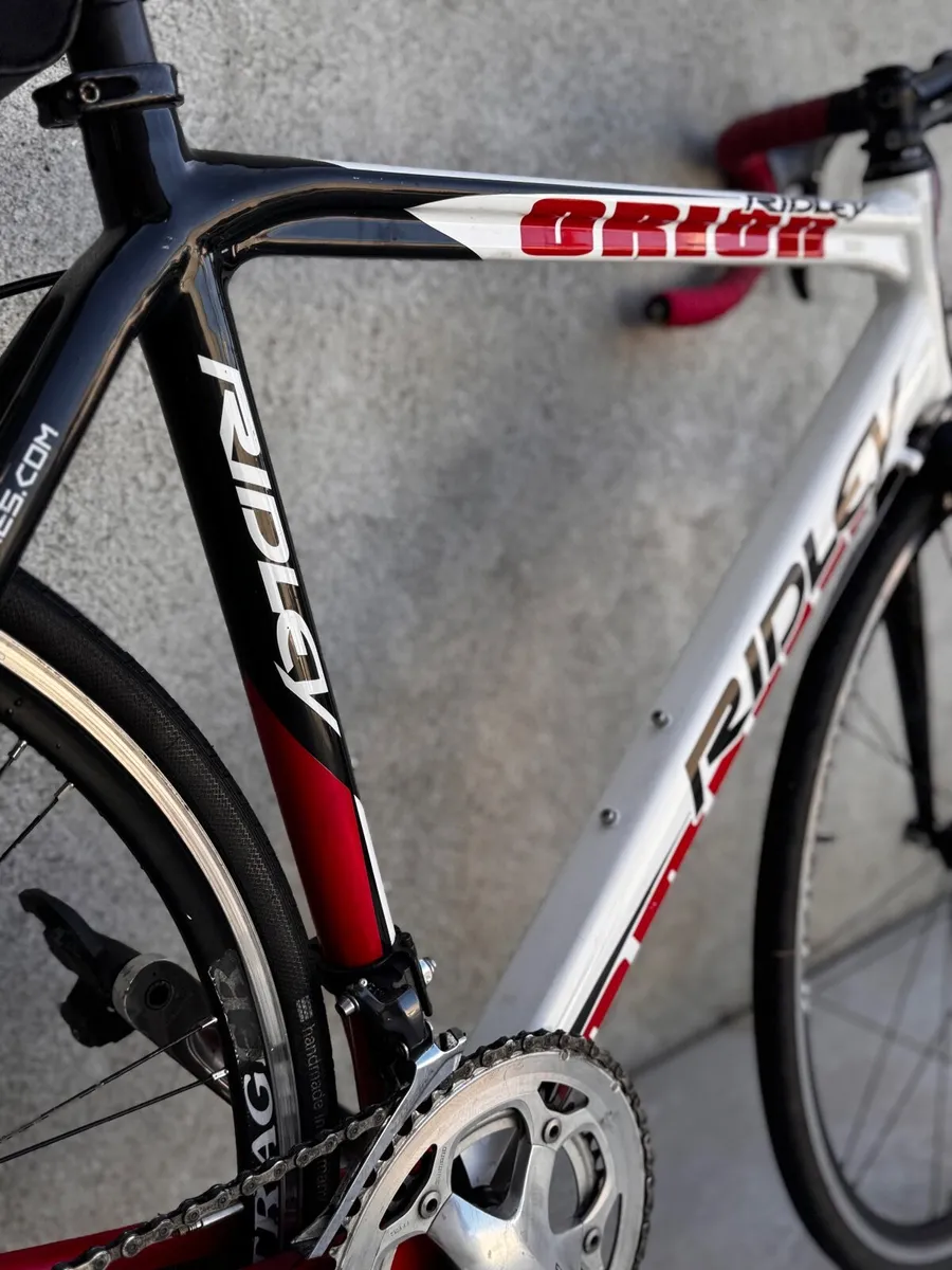 Race bike - Image 2