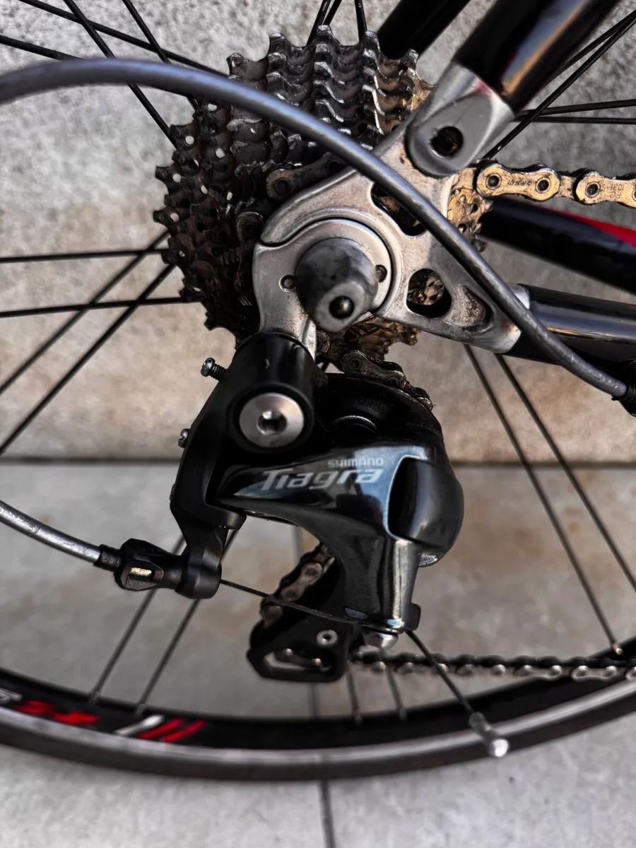 Race bike - Image 4