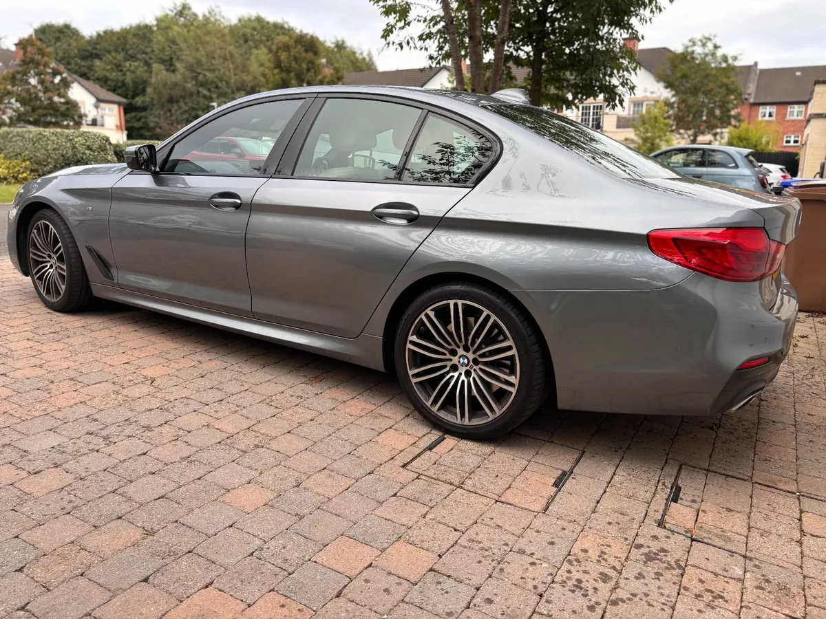 BMW 5-Series 2020 - Image 4