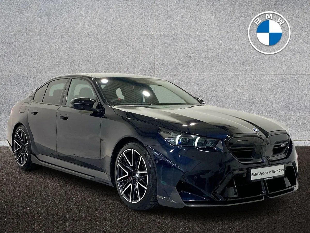 BMW M5 Saloon - Image 1