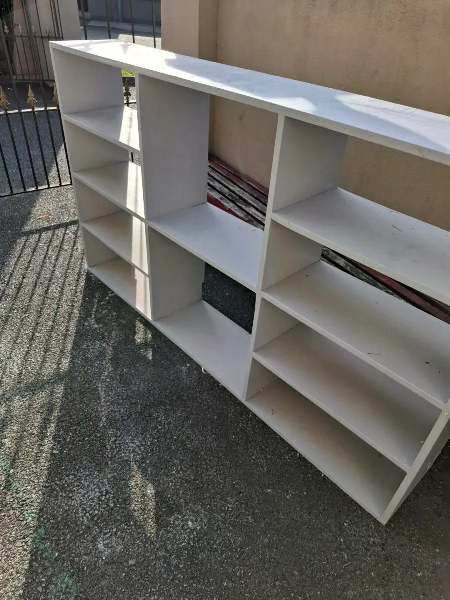 Free Shelf unit - Image 1