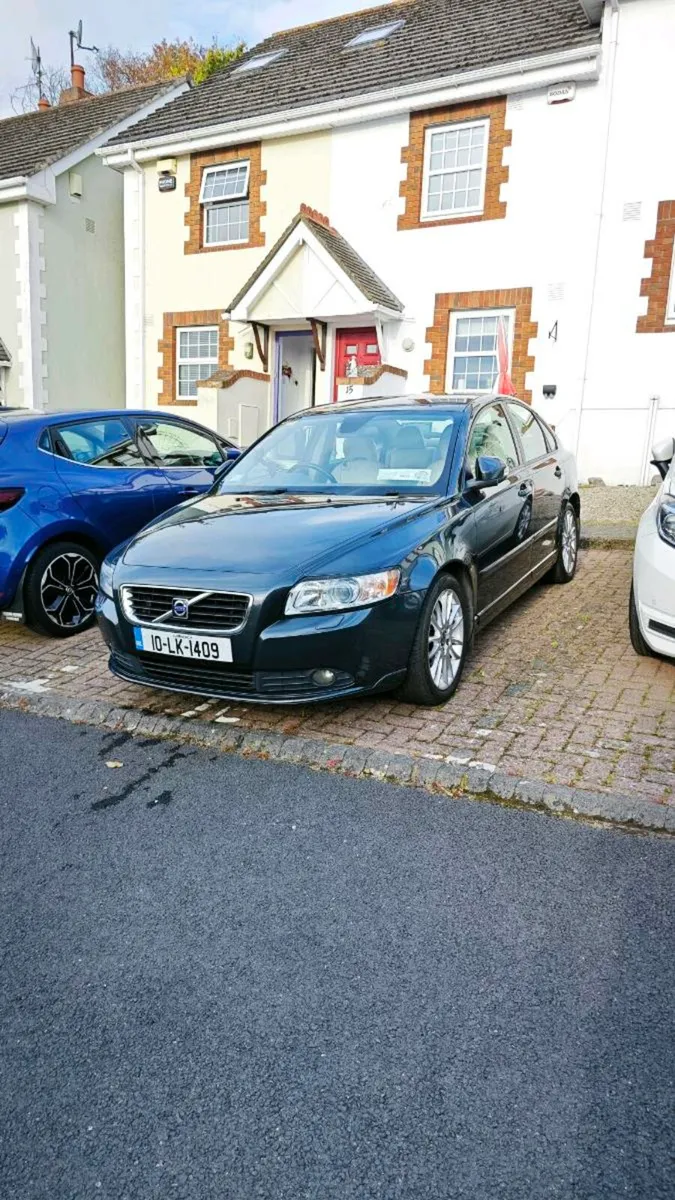 Car - Image 1