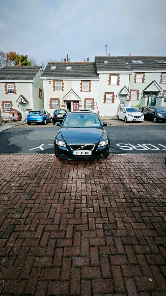 Car - Image 4