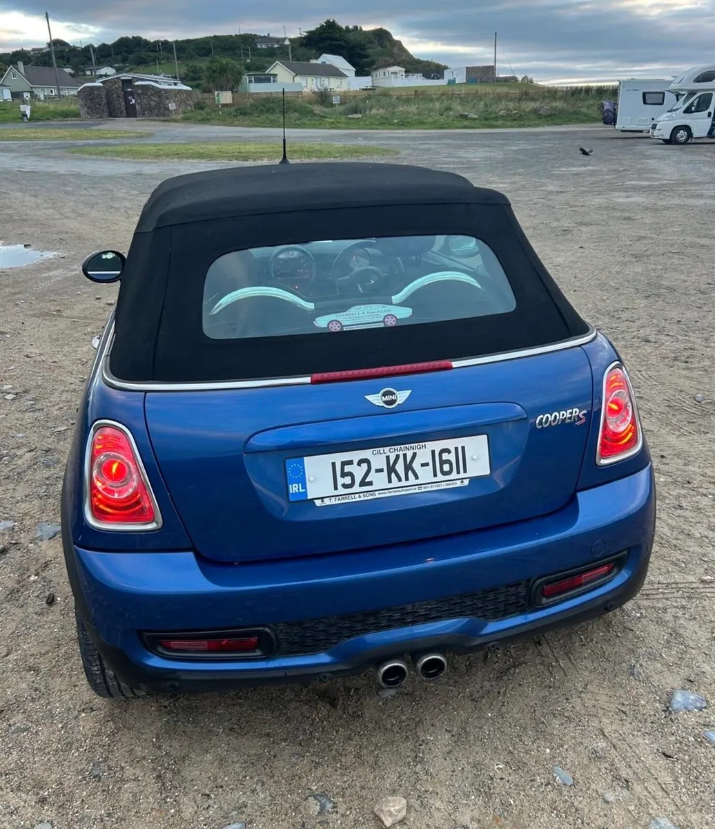 MINI COOPER S CONVERTIBLE - STUNNING BLUE - Image 3