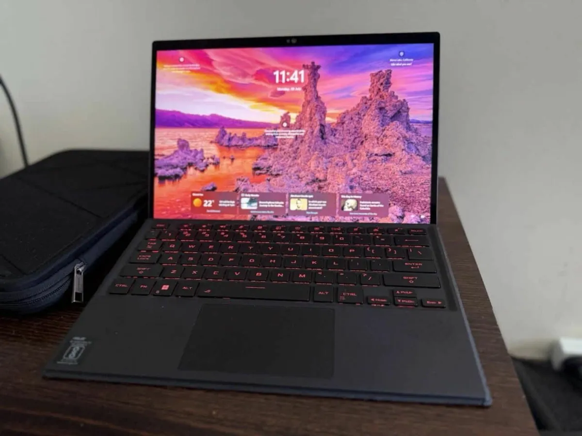Asus Rog Flow Z13 GZ301VV i9 13900H 16GB RAM 1TB - Image 1