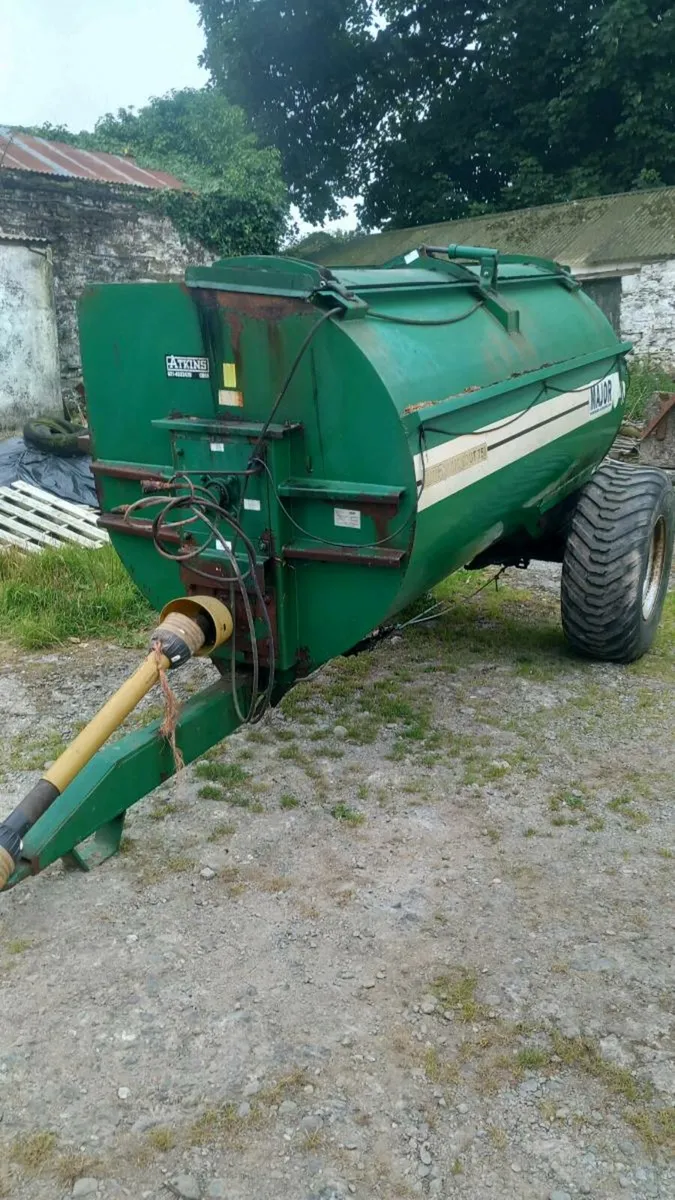 Major muck out 750 dung/ side manure spreader - Image 1