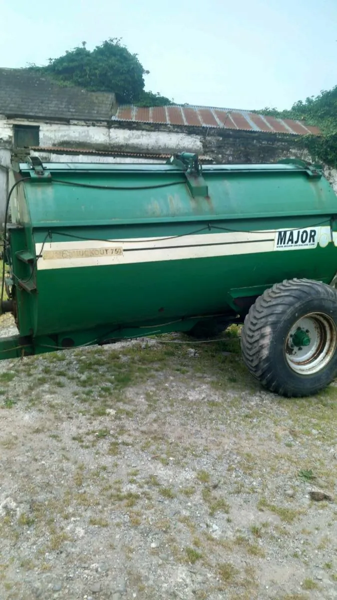 Major muck out 750 dung/ side manure spreader - Image 3