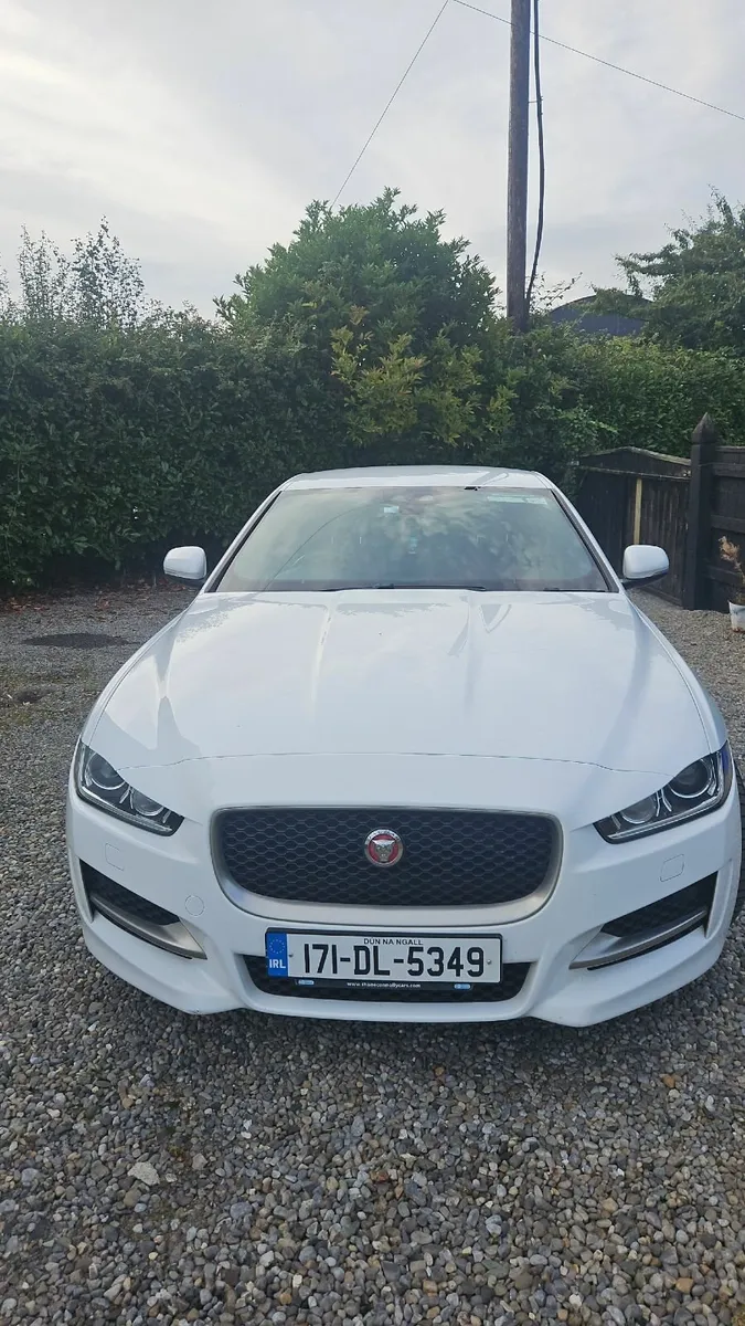 Jaguar XE 2017 - Image 2
