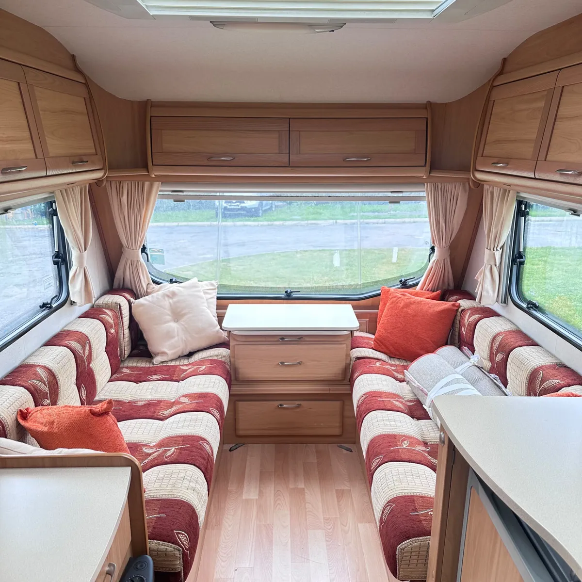 ✨STUNNING AVONDALE DART 6 BERTH✨ - Image 3
